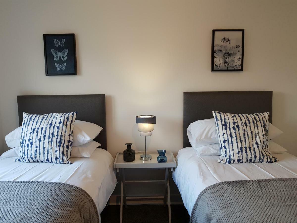 Carnegie Place East Kilbride Extérieur photo