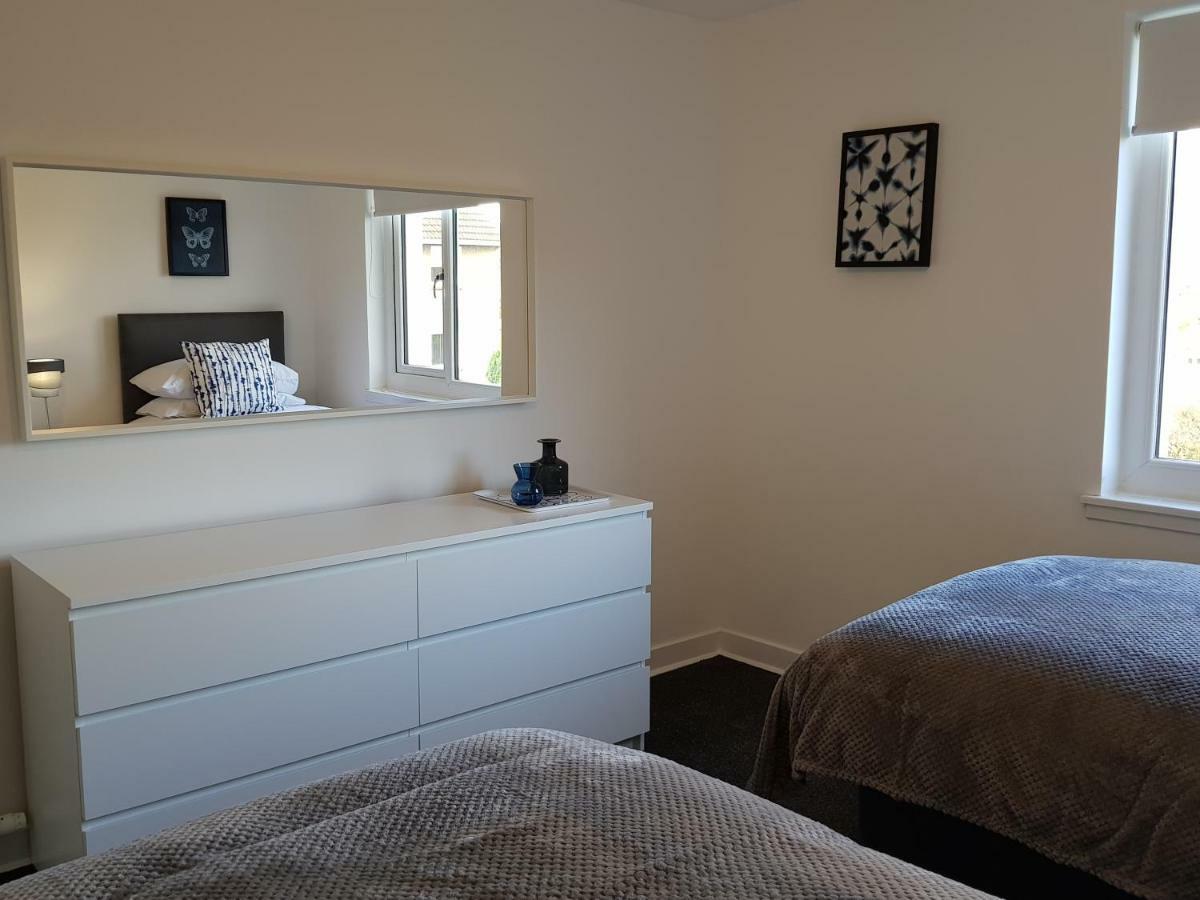 Carnegie Place East Kilbride Extérieur photo