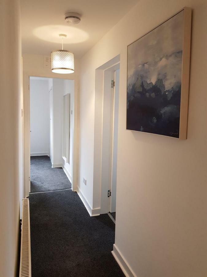 Carnegie Place East Kilbride Extérieur photo